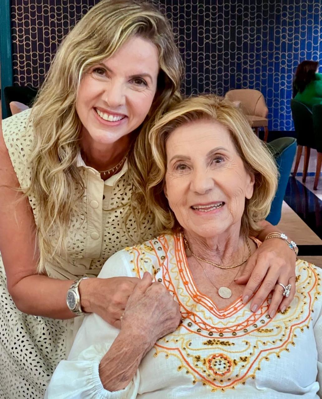 Querida Lauanda Palis recebeu homenagens pelo niver e o carinho especial da filha Cristiana (Foto/Arquivo pessoal)