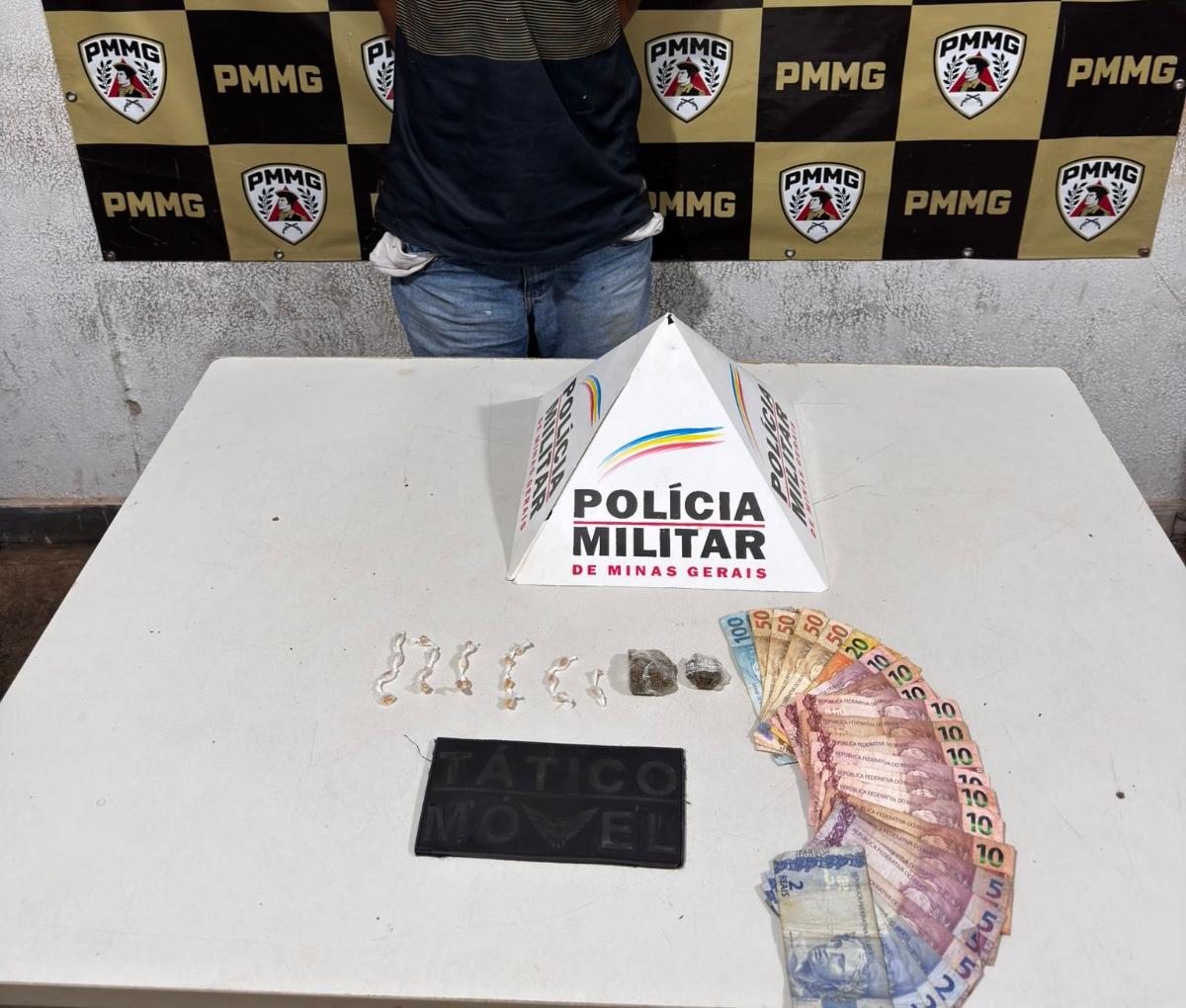 Jovem de 21 anos já possui passagens pela polícia. (Foto/Divulgação/PMMG)