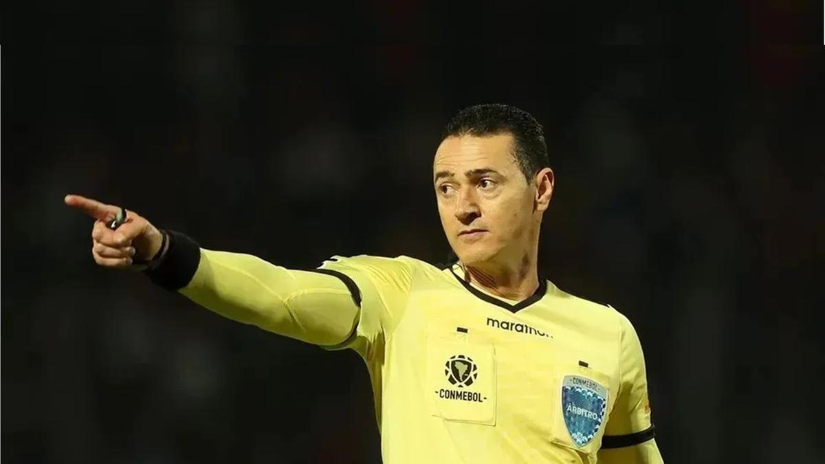 Roldán volta a apitar o Palmeiras após 15 anos do duelo histórico contra a LDU (Foto/Cesar Greco/Palmeiras)