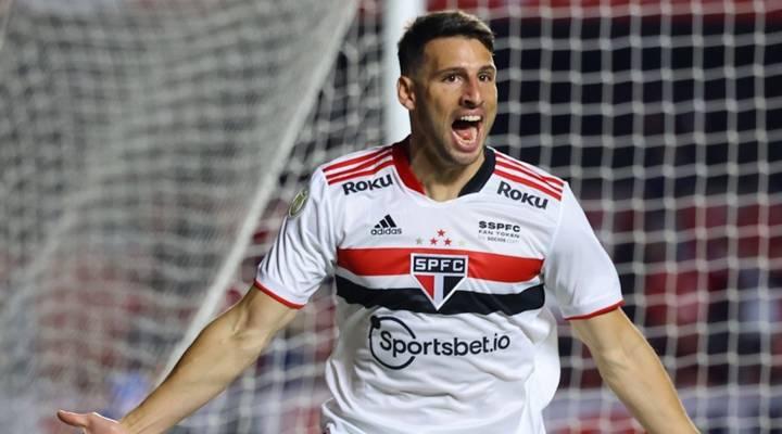Ausente dos gramados a mais de 5 meses, o São Paulo sente muita falta dos gols de Calleri (Foto/Rubens Chiri/SPFC)