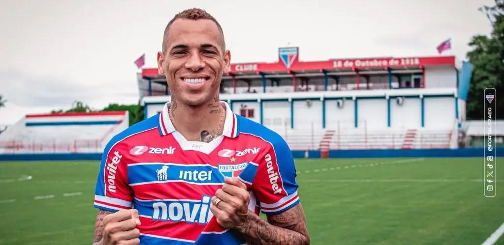 Com gol de Breno Lopes, Fortaleza surpreende o Flamengo e mantém o Palmeiras na liderança do Brasileirão (Foto/Matheu Lotif – Fortaleza)