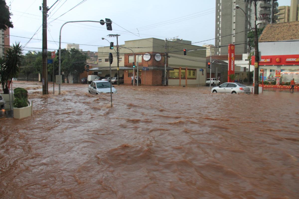 “O seguro não é despesa, é proteção”, afirma José Juliani, que há mais de 20 anos atua no mercado de seguros (Foto/Arquivo)
