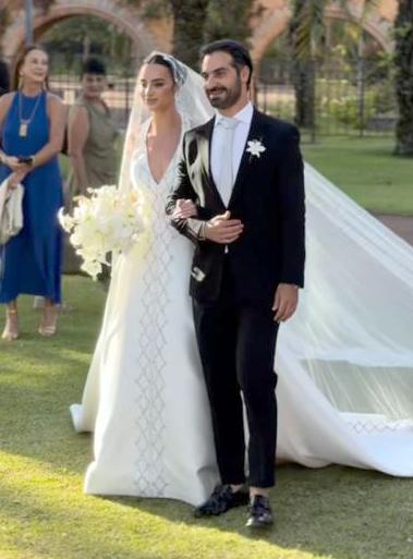 Eulalia El Rahim e Caio Ayache Rocha tiveram neste fim de semana um dos casamentos mais lindos e chiques do ano, em araxá, a cobertura completa você vê por aqui no Jornal da Manha, nas colunas sociais desta semana (Foto/Arquivo pessoal)