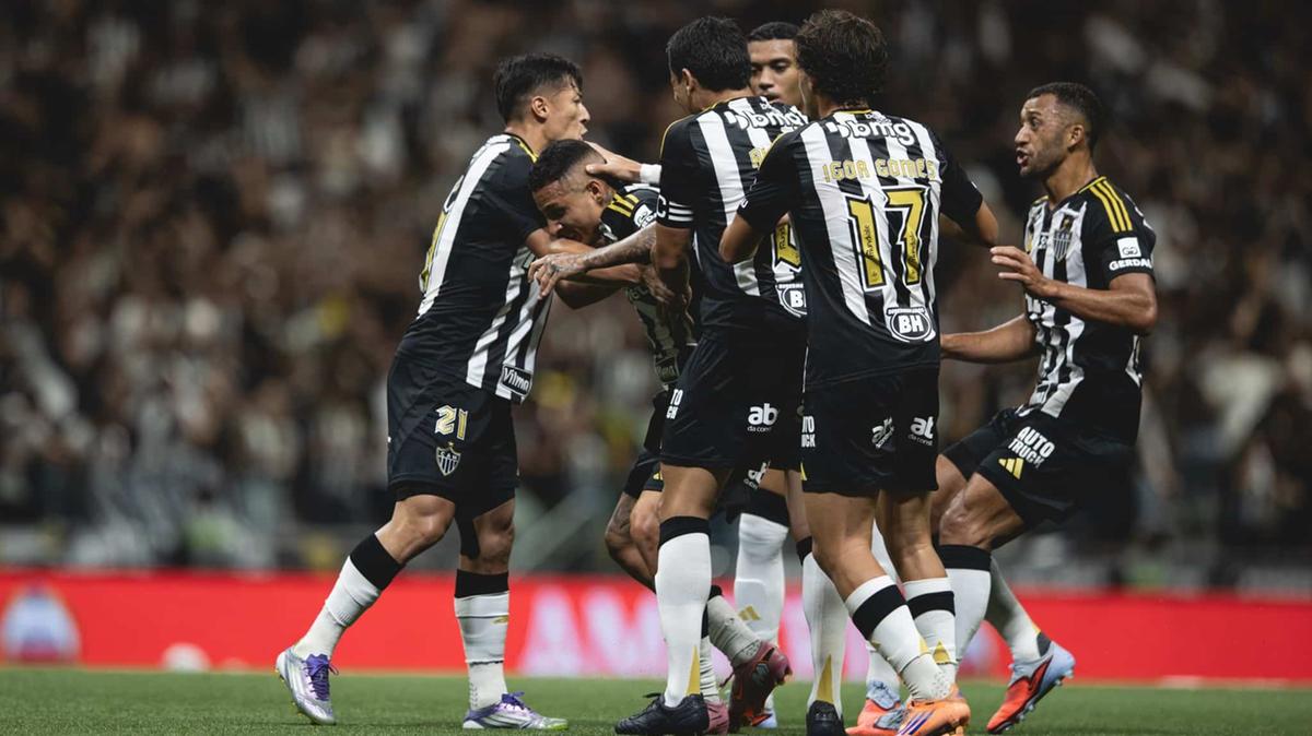Com gols de Arana, Bernard e Hulk, Galo domina na Arena MRV, garante vaga na decisão em Assunção (Foto/Reprodução)