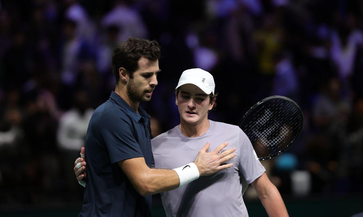 Fonseca ainda vai buscar o terceiro título da temporada – o primeiro foi o ATP 250 de Buenos Aires. O carioca está confirmado no ATP 250 de Atenas (Grécia), que começa na próxima segunda-feira (3 de novembro) (Foto/Reprodução Instagram/Rolex Paris Masters)