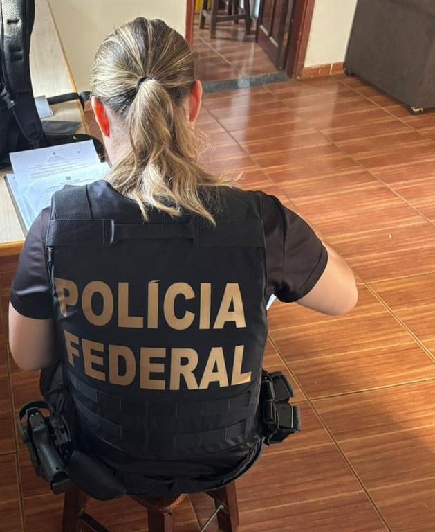 O mandado teve como objetivo apreender documentos, eletrônicos e outros materiais que possam ajudar na identificação de todos os envolvidos no esquema (Foto/Divulgação)