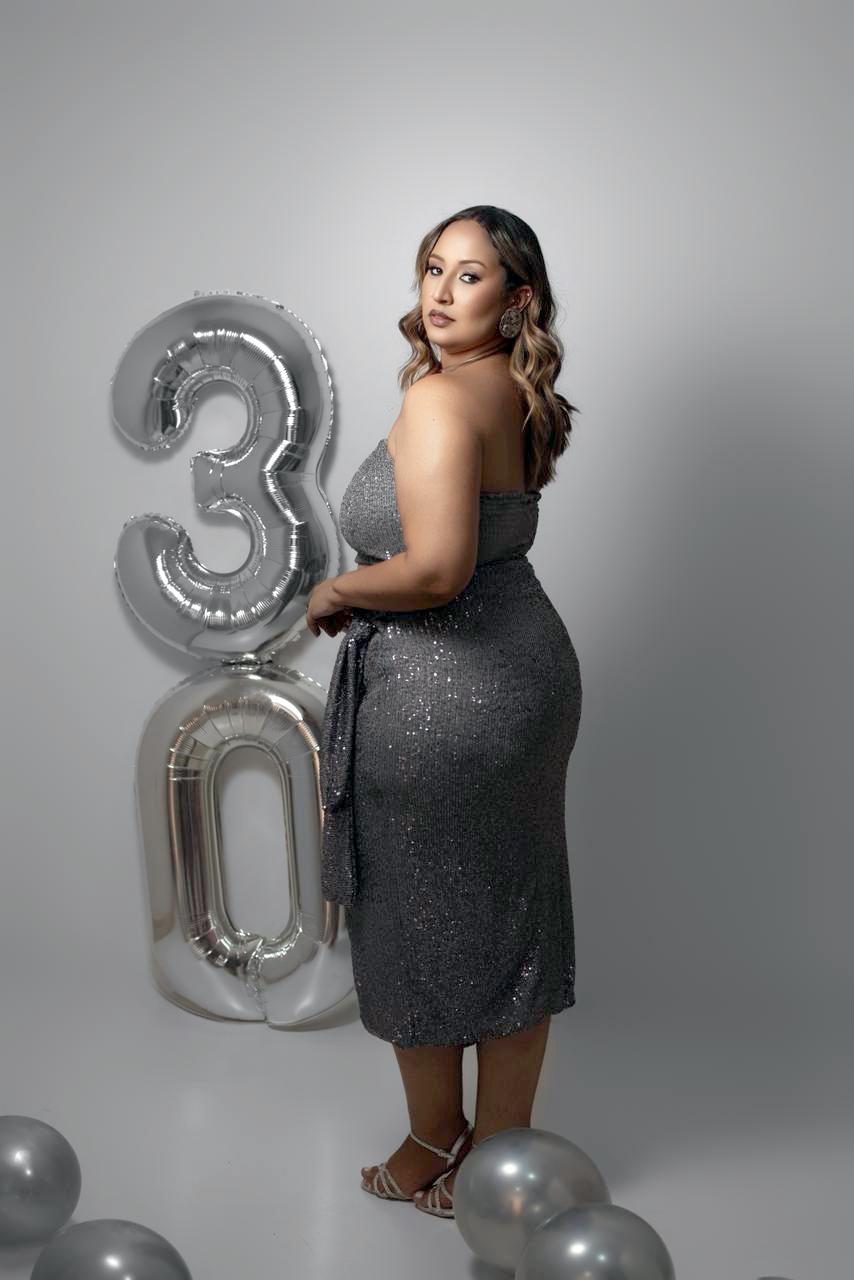 Thaísa Aparecida Campos trintou com ensaio fotográfico sob as lentes da competente Thaynara Mendes (Foto/Thaynara Mendes)