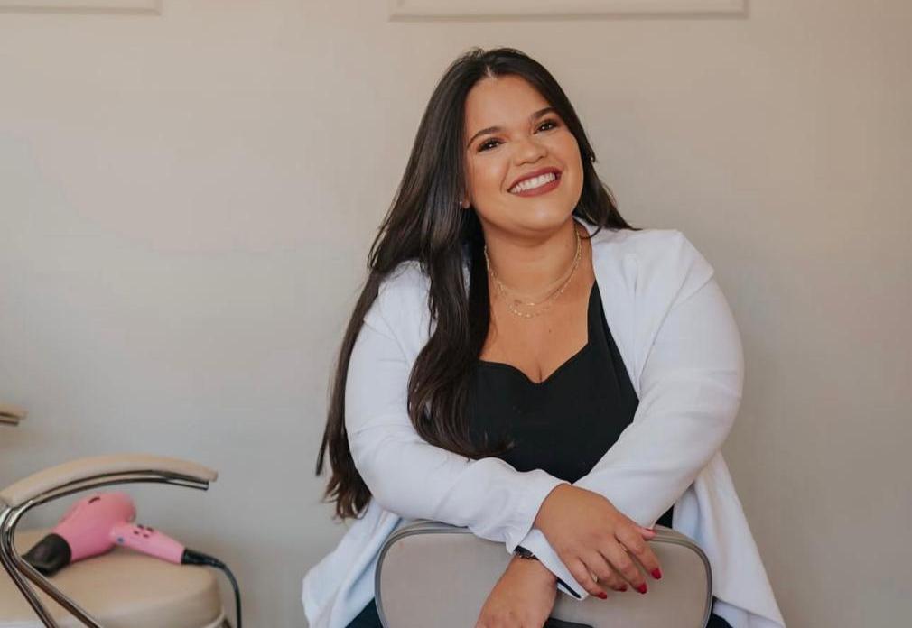 A jornalista Joanna Prata esteve na coletiva de imprensa realizada nesta sexta-feira (14) e trouxe as principais informações sobre o caso (Foto/Redes Sociais)