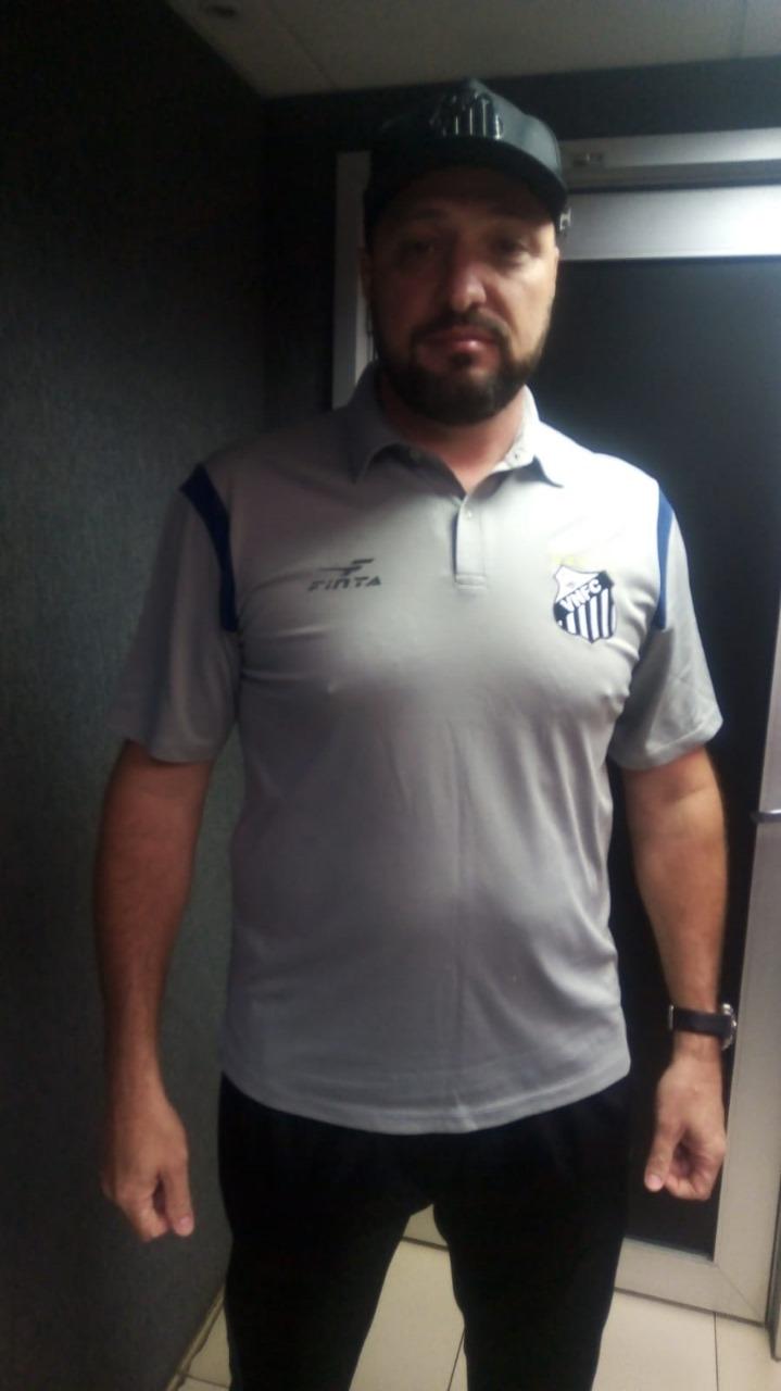 Wolney Mota, técnico do Vila Nova (Foto/Divulgação)