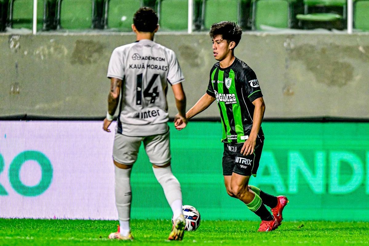 América encara o Athletico-PR neste domingo (23/11), às 16h30, pela Série B (Foto/Mourão Panda)