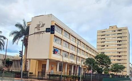 Prédio da agência central dos Correios, atualmente subutilizado, pode ser um dos imóveis a serem colocados à venda pela empresa (Foto/Arquivo)