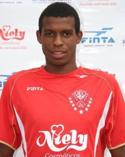 Buiu, atacante do Vila Nova (Foto/Divulgação)