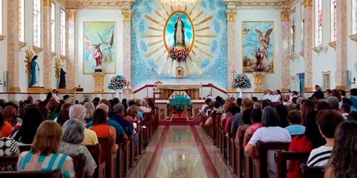 Programação da festa dedicada à Medalha Milagrosa começou no dia 15 de novembro, com diversas atividades, e será encerrada hoje, com a coroação da Virgem (Foto/Arquivo)