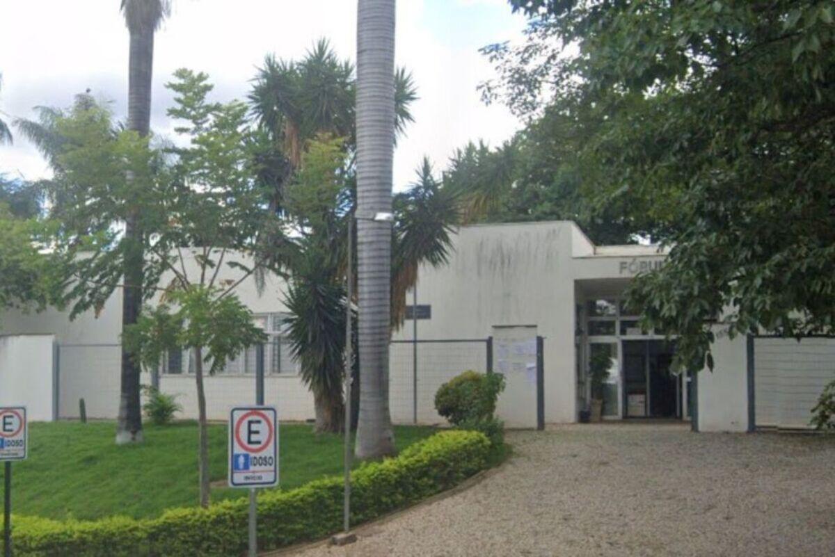 O casal praticou os crimes entre 2015 e 2024 contra cinco vítimas (Foto/Google Street View/Reprodução)