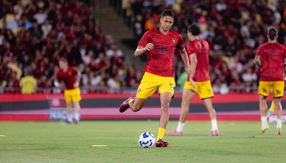 Com apenas 18 anos Riquelme é reconhecido por ser uma das promessas mais recentes das categorias de base do Sport (Foto/Paulo Paiva/Sport Recife)