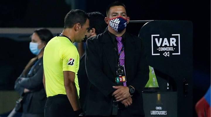 A CBF avança no plano de profissionalização e prepara um novo patamar para a arbitragem brasileira em 2026 (Foto/Arquivo)