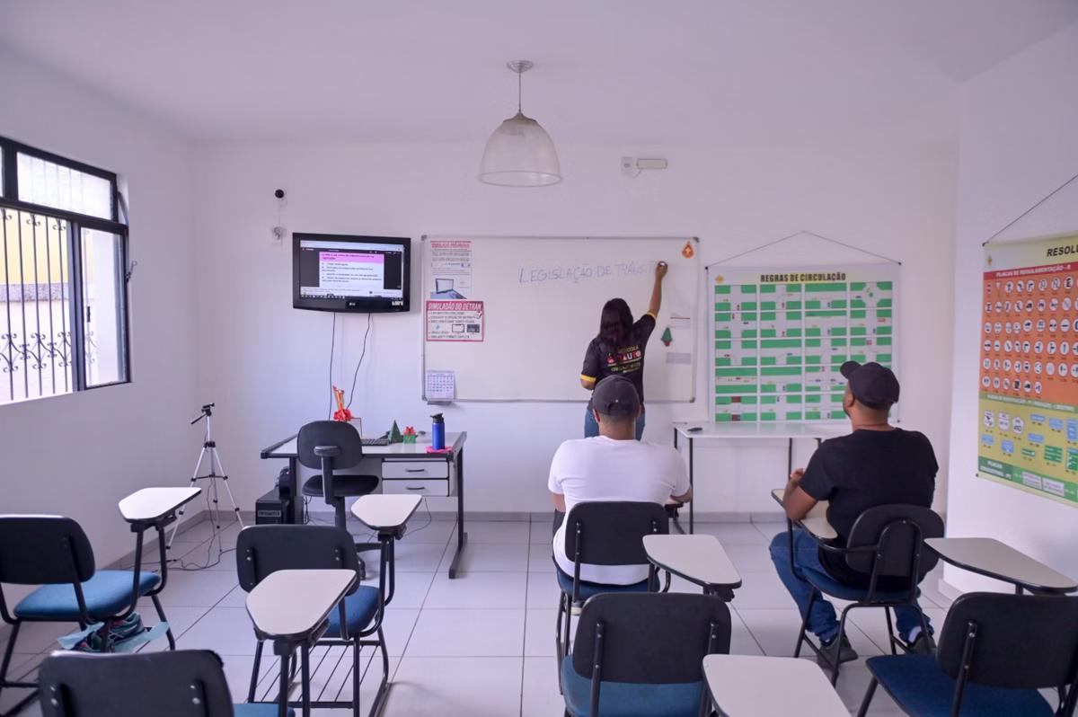 Aulas teóricas deixam de ser obrigatórias com a nova resolução aprovada pelo Contran (Foto/Fred Magno/O Tempo)