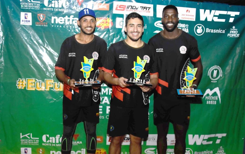 A vitória foi obtida ao lado dos parceiros Cris e Marlon, de Goiânia (GO) (Foto/Divulgação)