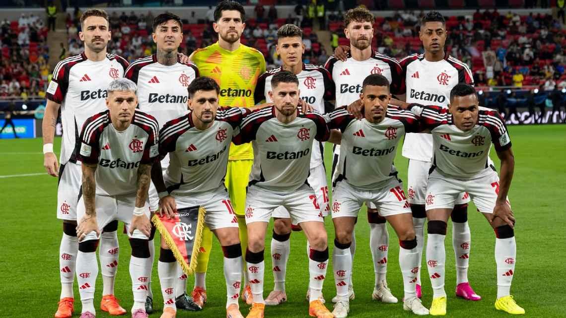Le Parisien elogia elenco rubro-negro e vê o Flamengo como rival de peso caso enfrente o PSG na final do Intercontinental. (Foto/EFE/EPA/NOUSHAD THEKKAYIL)