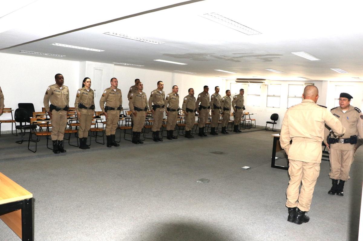 Cerimônia em Uberaba marcou a chegada dos formandos do Curso Especial de Formação de Sargentos, que passam a atuar na 5ª RISP. (Fotos/Divulgação/PMMG)