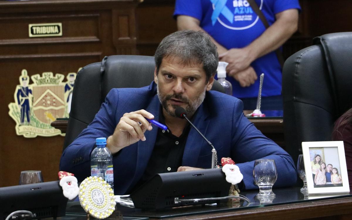 O documento assinado pelo secretário de Governo, Beethoven Oliveira, busca organizar a tramitação interna para a elaboração de projetos de lei e decretos, entre outros atos (Foto/Rodrigo Garcia/CMU)