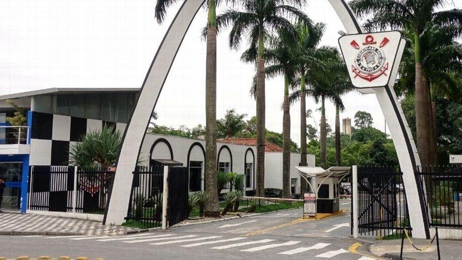 O Corinthians tem no Parque São Jorge, sua sede social e casa dos esportes amadores, um fardo quase impossível de carregar (Foto/Redes Sociais)