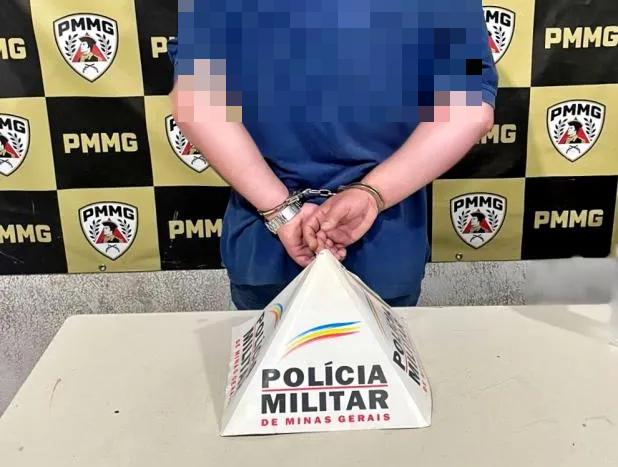 Foragido foi abordado em Uberaba após ação do serviço de inteligência e deve ser transferido em breve para o estado de São Paulo. (Foto/Divulgação)