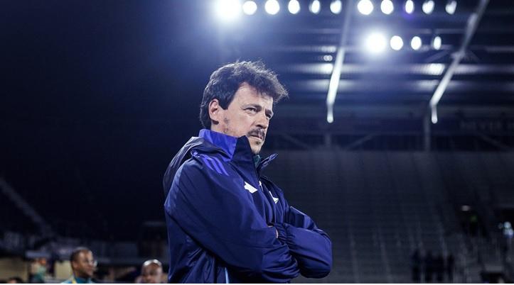 Fernando Diniz explicou que a escolha do Maracanã passa tanto pela atmosfera quanto pelo aspecto técnico (Foto/Gustavo Aleixo)