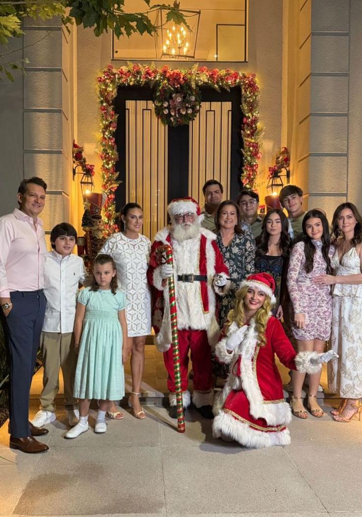 Natal dos Tuychi Figueiredo foi cheio de magia com o velho noe (Foto/Arquivo pessoal)