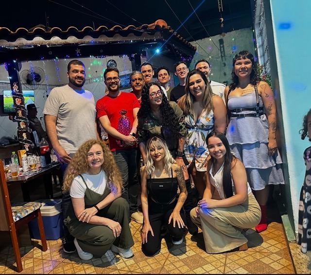 Confraternização da equipe de Comunicação e Marketing da Unimed Uberaba, liderada pelo professor César Antônio (Foto/Divulgação)