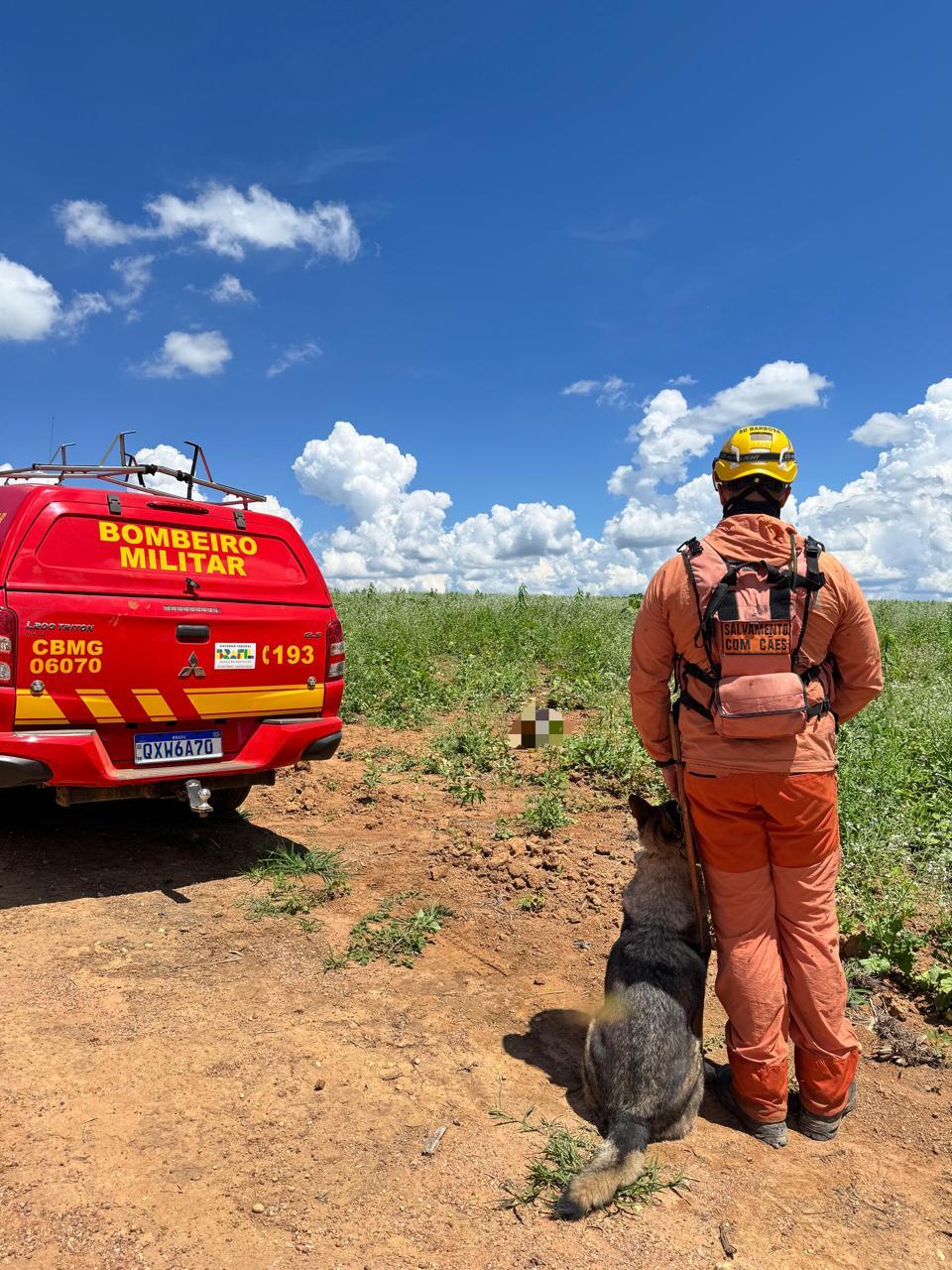 Bombeiros utilizaram drones e cães farejadores nas buscas (Foto/Divulgação)