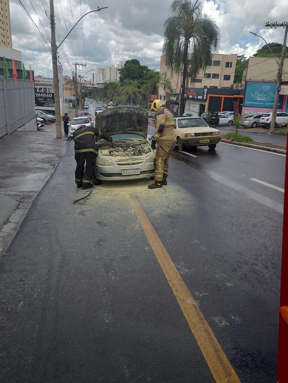 Ao chegar ao local, a equipe constatou que as chamas já haviam sido controladas. (Foto/Divulgação/CBMMG)