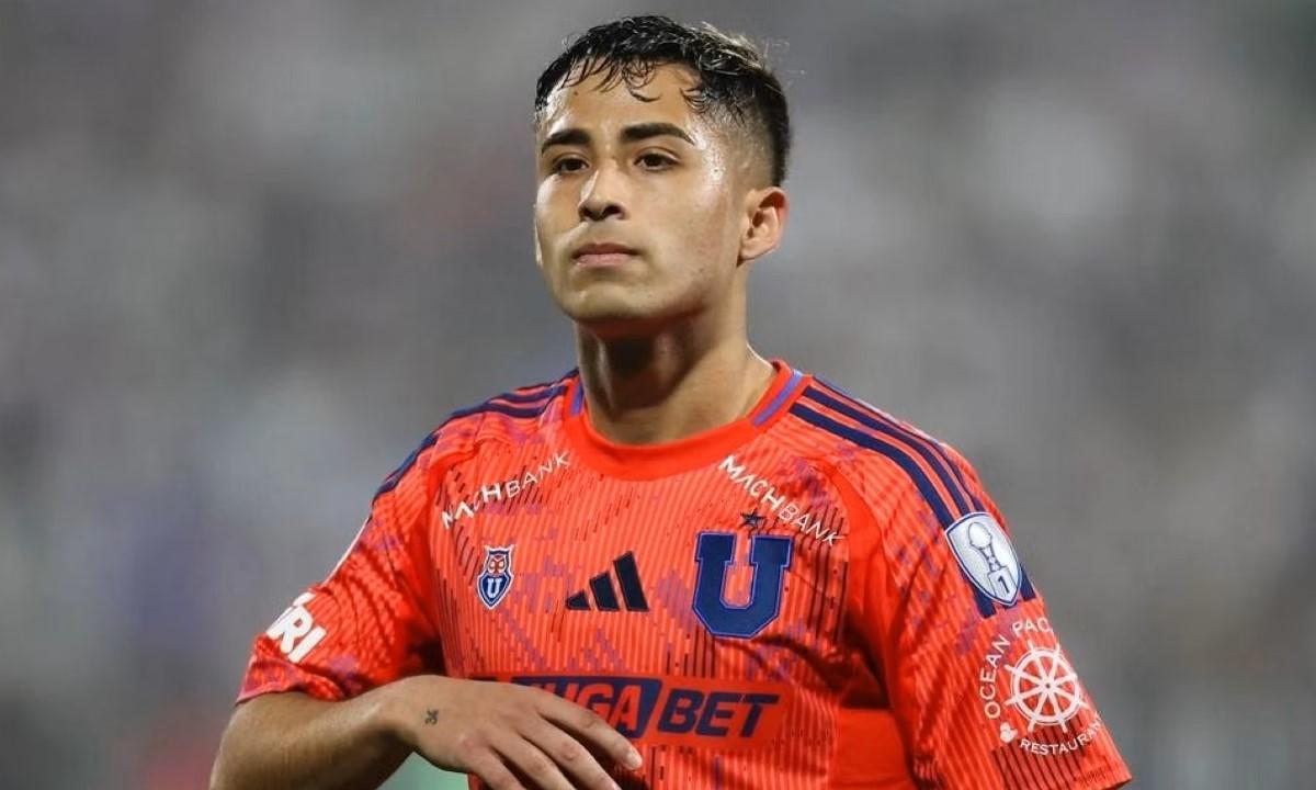 Atlético-MG avalia avanço nas tratativas e acompanha decisão de Lucas Assadi (Foto/Universidad de Chile)