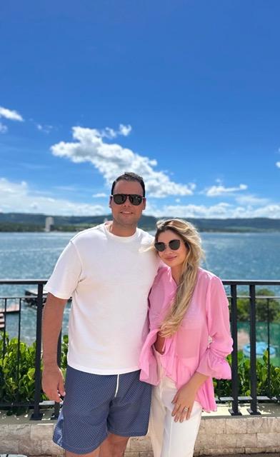 Diogo Carvalho e sua amada Fernanda Rôso aguardaram a chegada de 2026 em Rifaina (Foto/Reprodução)