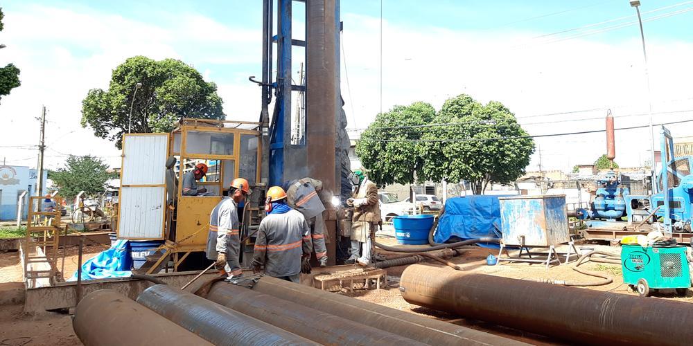 A perfuração de poços profundos é alternativa encontrada pela Codau para amenizar o problema de abastecimento de água na cidade de forma mais urgente (Foto/Arquivo)