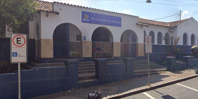Continua sem definição a situação da Escola Municipal Uberaba em relação à entrega das salas cedidas pelo Sesc e que são devolvidas (Foto/Reprodução)