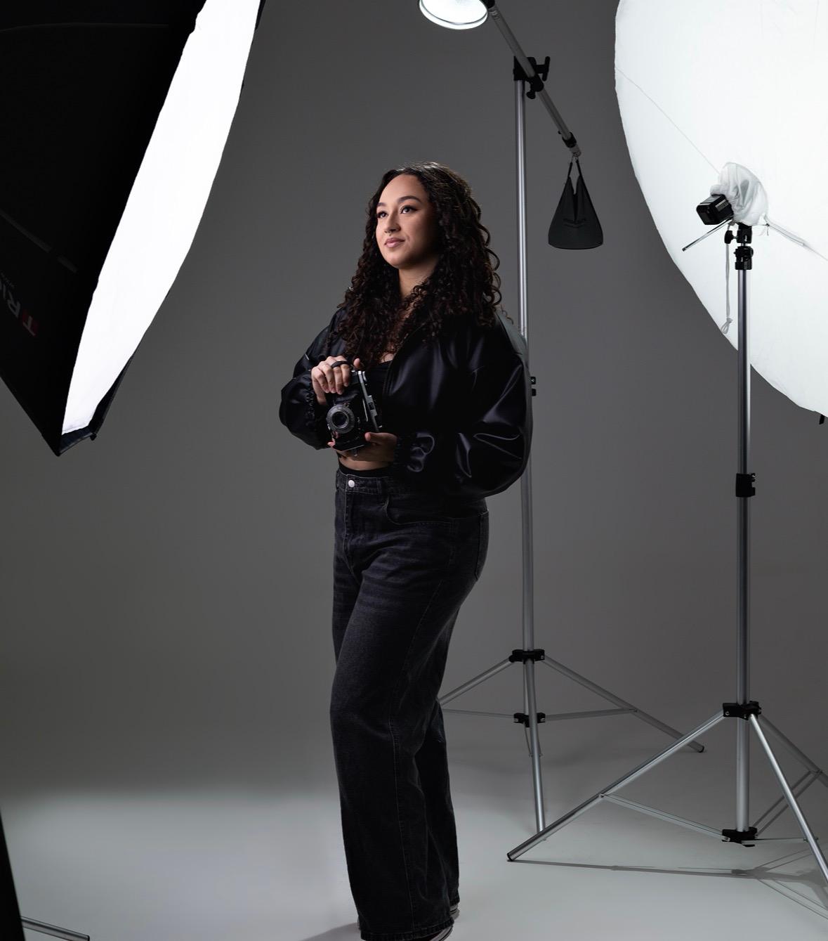 Mariana Andrade recebeu os cumprimentos pelo Dia do Fotógrafo, celebrado em 08/01. Talento, simpatia e dedicação definem essa diva! (Foto/Reprodução)