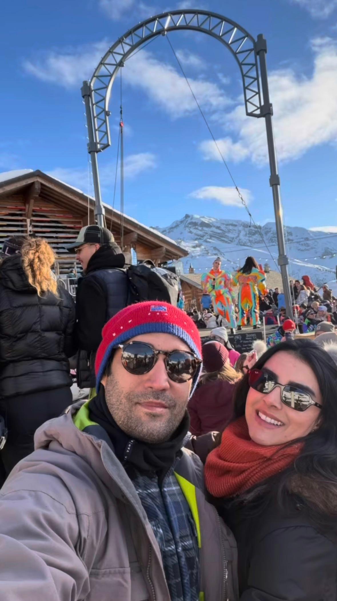 Bruno Byrro e Mariana Ribeiro escolheram os Alpes Franceses para curtir as férias. Que delícia de lugar! (Foto/Reprodução)