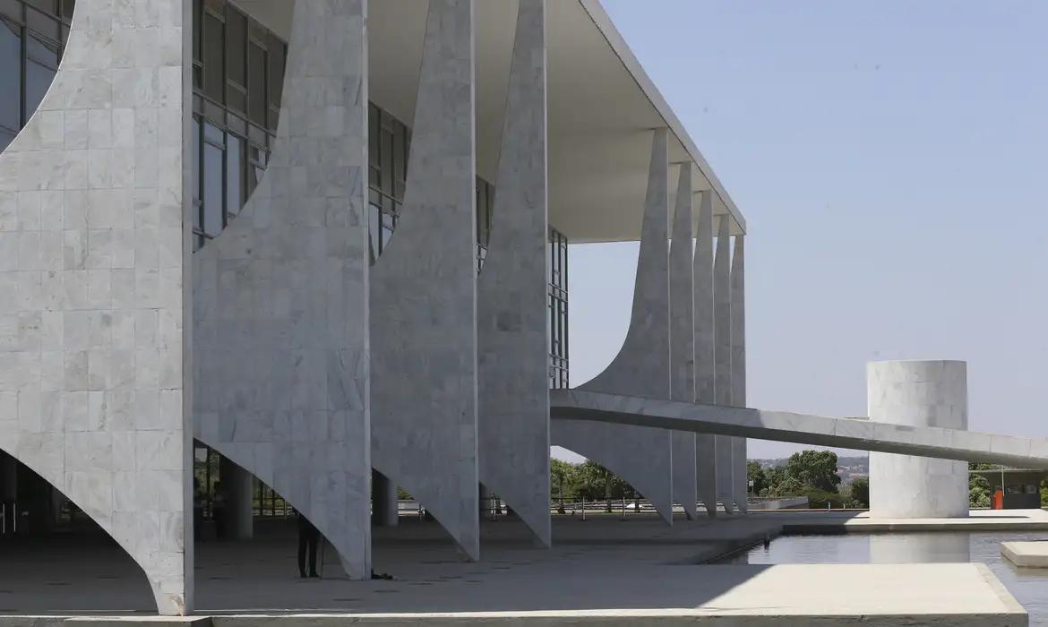 De acordo com o Palácio do Planalto, a medida contribuirá para a modernização e a ampliação das capacidades operacionais das forças de segurança paraguaias e uruguaias, possibilitando a melhoria na segurança regional. (Foto/Antonio Cruz/Agência Brasil)