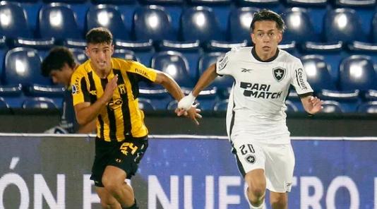 O América-MG confirmou a chegada do atacante Matías Segovia, conhecido como Segovinha (Foto/Vitor Silva/Botafogo)