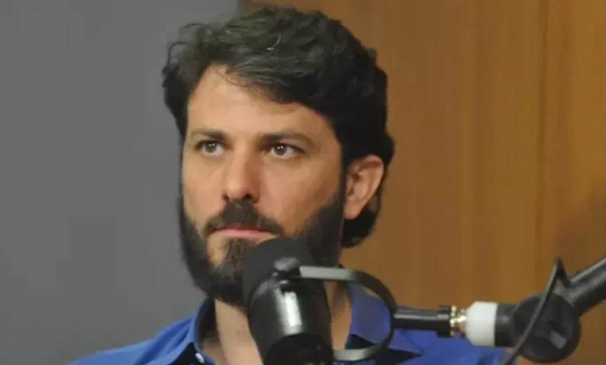 Secretário de Estado de Governo, Marcelo Aro, esteve na sexta-feira na Aciu, quando falou com lideranças empresariais (Foto/Reprodução)