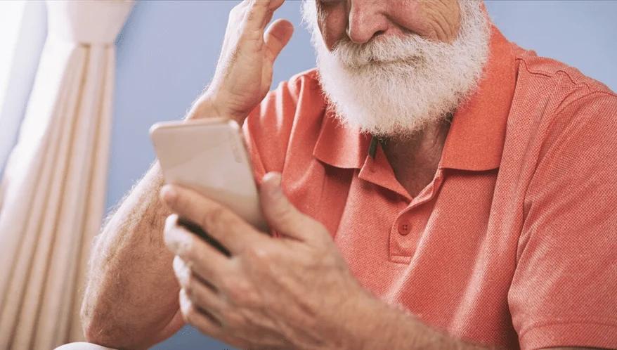 Durante a conversa, o suspeito afirmou que terceiros teriam realizado empréstimos indevidos na conta da vítima (Foto/Reprodução)