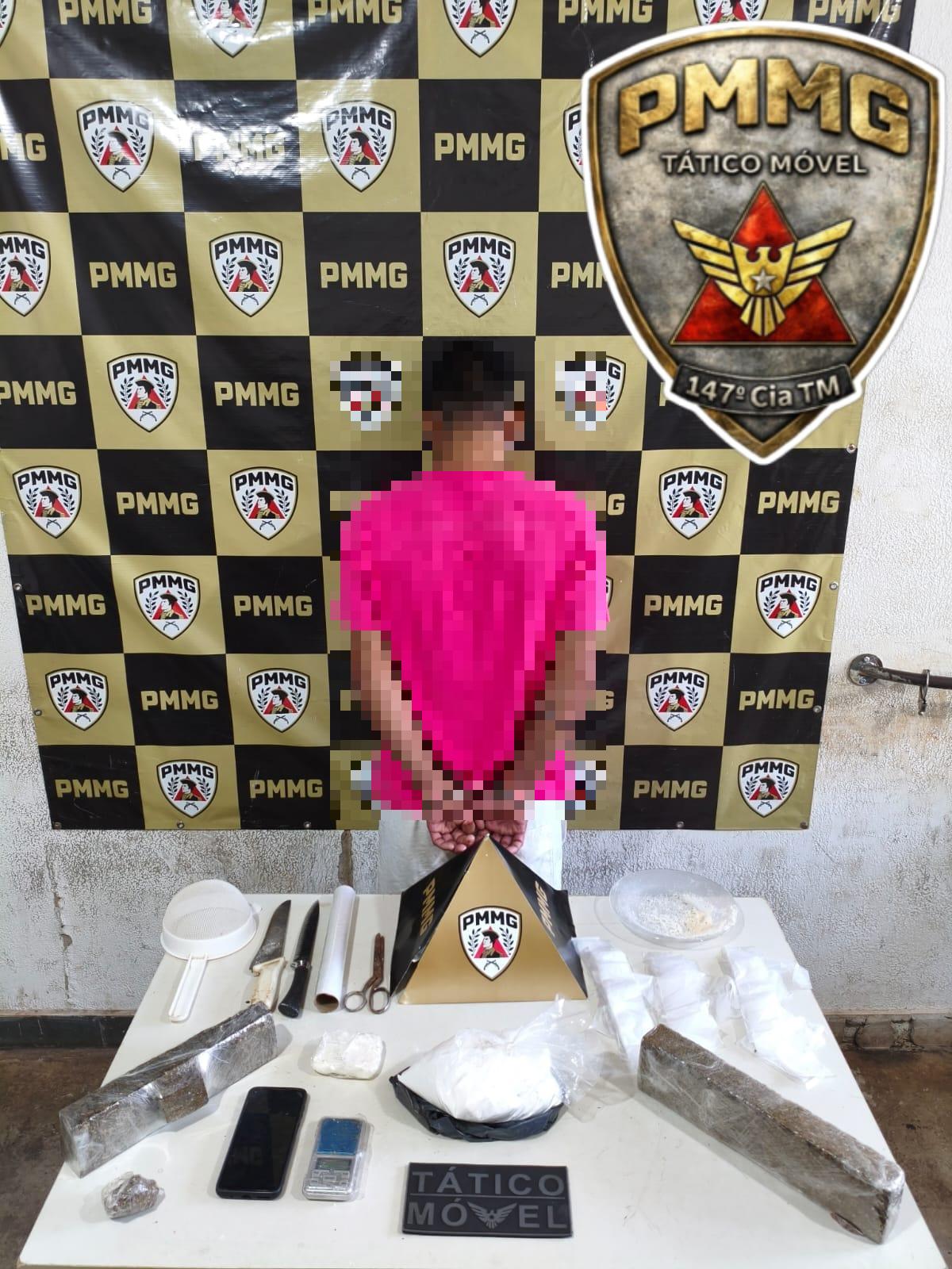 Diversos materiais foram encontrados com o suspeito (Foto/Divulgação)