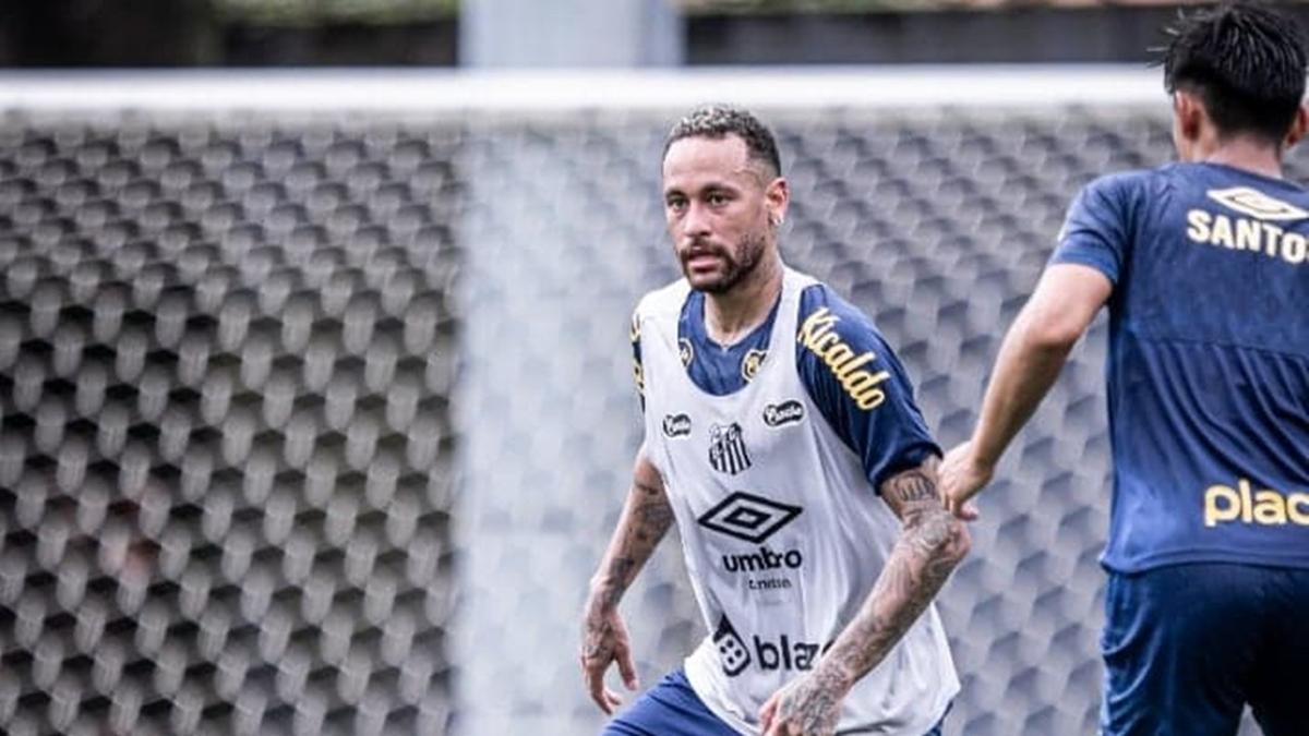 Camisa 10 já corre em campo e se aproxima do retorno pelo Santos (Foto/Santos FC/Divulgação)