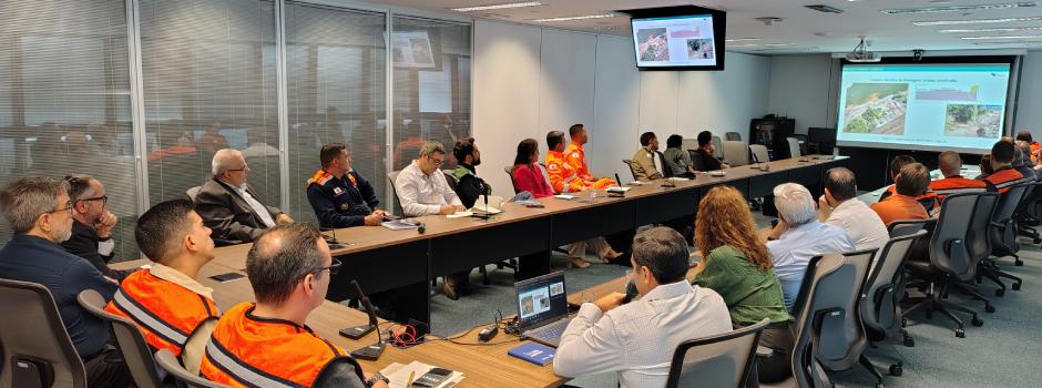 Na sexta-feira (30/1), participaram da reunião com executivos da mineradora Vale a Semad, a Cedec-MG, o CBMMG, e a PMMG. (Foto/Divulgação)