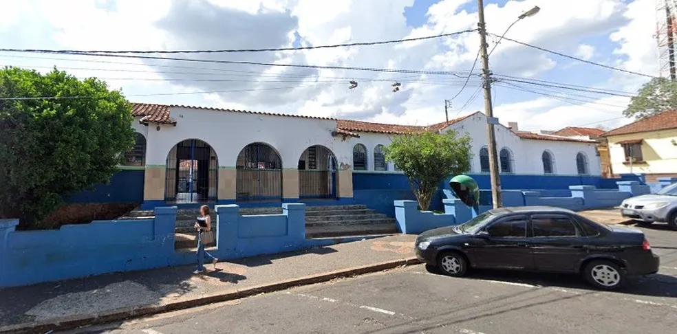 Apesar dos reiterados pedidos de transparência, Nadim Donato revelou que a prefeita Elisa Araújo (PSD) foi comunicada sobre a devolução do prédio há dois anos e que cabe a ela apresentar a solução, quando estiver totalmente definida (Foto/Reprodução)