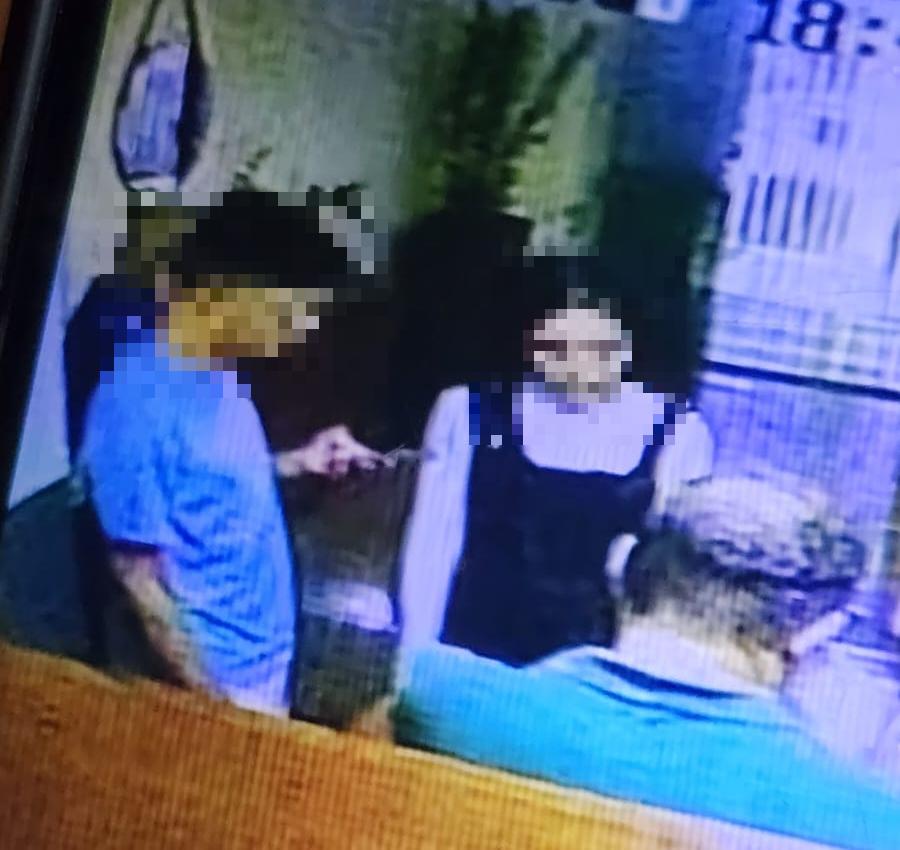 Imagens internas do prédio e fotos dos cômodos revirados foram registradas pela equipe policial (Foto/Reprodução)