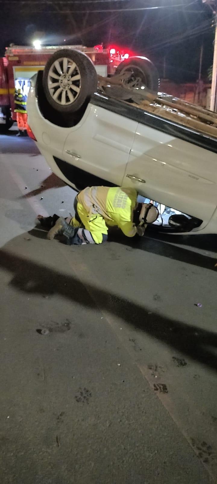 Bombeiros realizaram avaliação de segurança após o acidente (Foto/Divulgação)