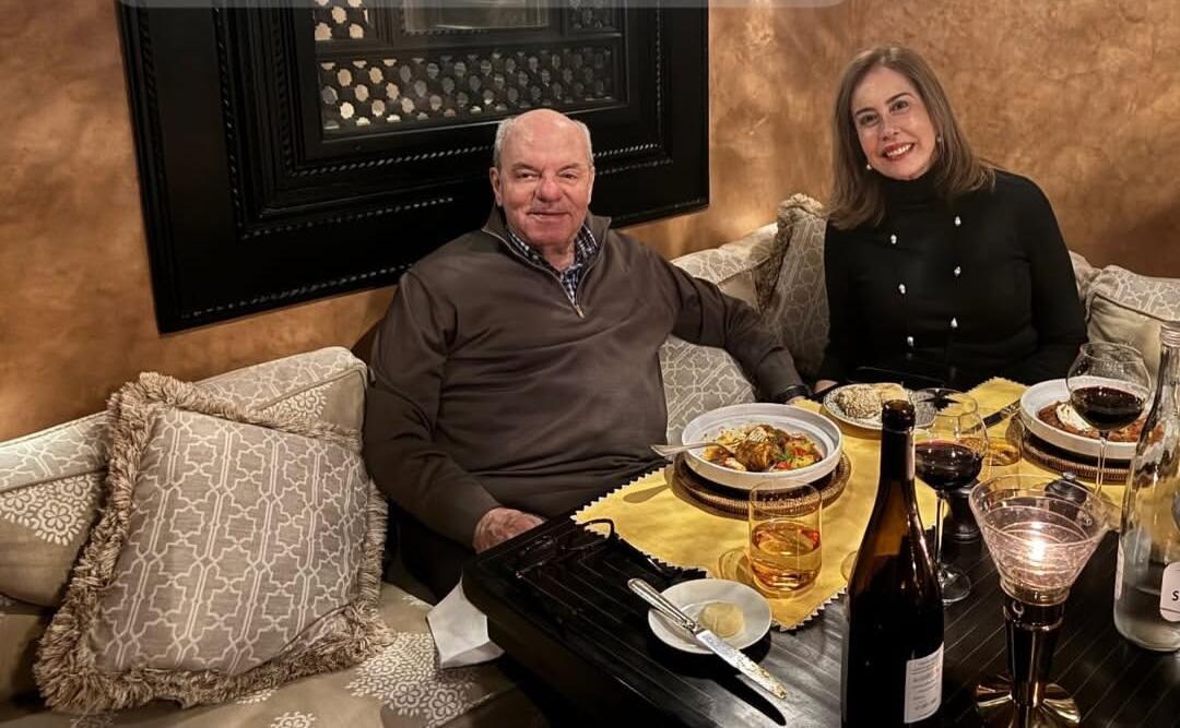 Luiz Carlos Frange Montes festejou seu niver no Marrocos, ao lado da sua chique Marta (Foto/Arquivo pessoal)