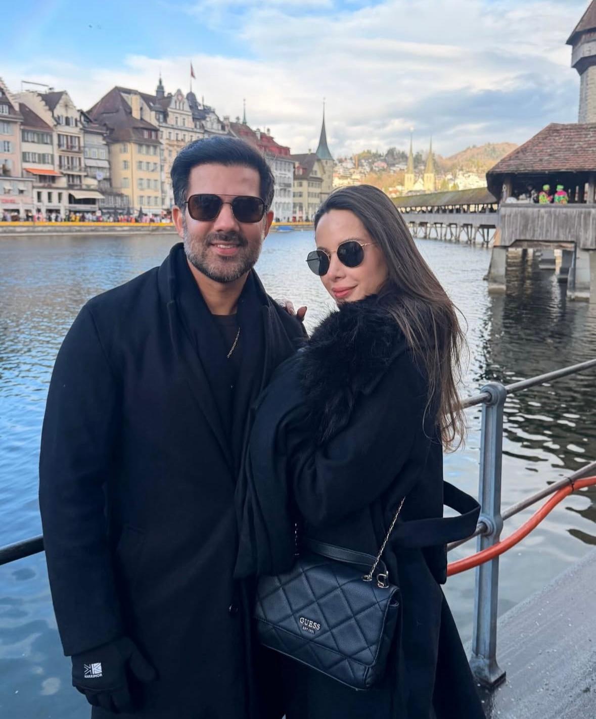 O casal Hernany Dutra e Flávia Borges aproveita dias de férias na Suíça. Que destino, hein! (Foto/Arquivo Pessoal)